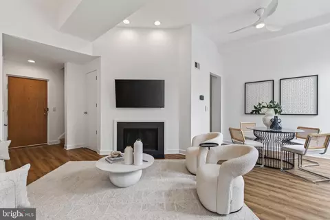 Living - 141 12th St NE #9, Washington, DC 20002 photo 2 of 3