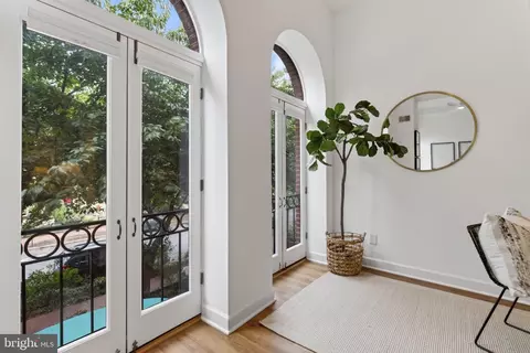 Entry Way - 141 12th St NE #9, Washington, DC 20002 photo 1 of 5