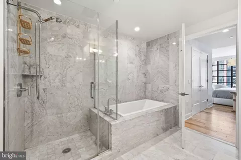 Bath - 45 Sutton Sq SW #706, Washington, DC 20024 photo 5 of 6