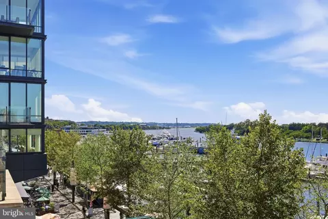 View/Area - 45 Sutton Sq SW #706, Washington, DC 20024 photo 2 of 2