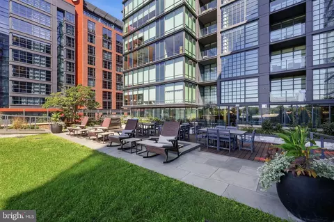 Exterior - 45 Sutton Sq SW #706, Washington, DC 20024 photo 8 of 8