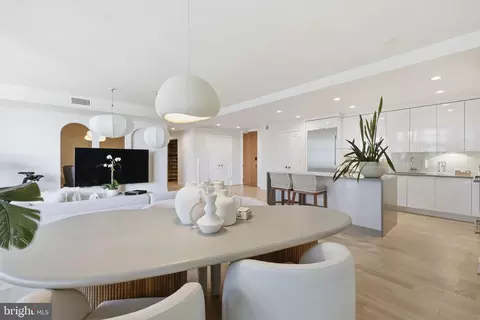 Dining - 45 Sutton Sq SW #706, Washington, DC 20024 photo 3 of 4