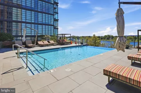 Exterior - 45 Sutton Sq SW #706, Washington, DC 20024 photo 5 of 8
