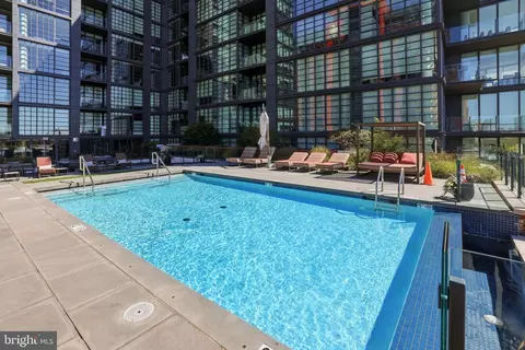 Exterior - 45 Sutton Sq SW #706, Washington, DC 20024 photo 7 of 8