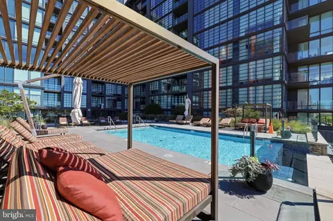 Exterior - 45 Sutton Sq SW #706, Washington, DC 20024 photo 6 of 8
