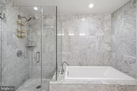 Bath - 45 Sutton Sq SW #706, Washington, DC 20024 photo 4 of 6