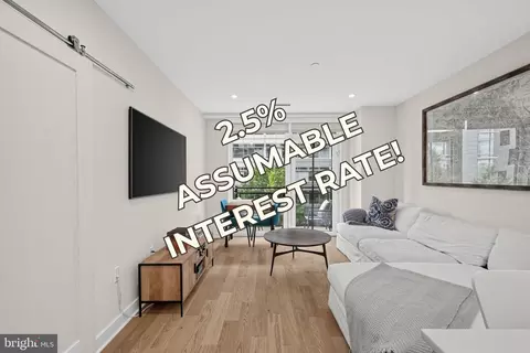 37 L St SE #401, Washington, DC 20003