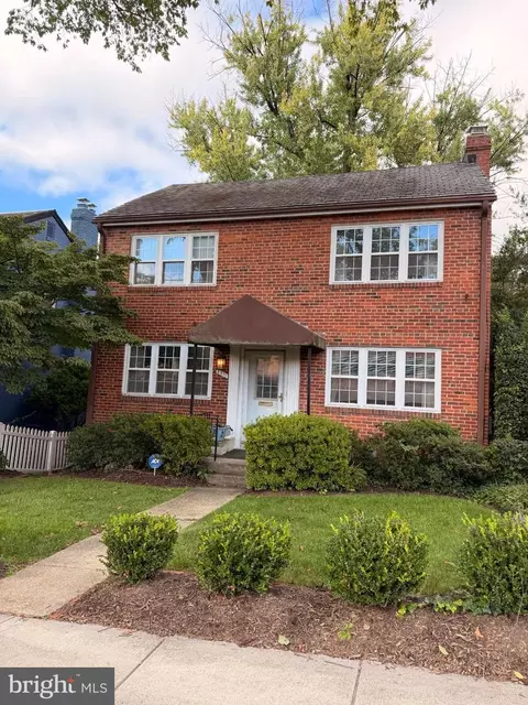 4811 Yuma St NW, Washington, DC 20016