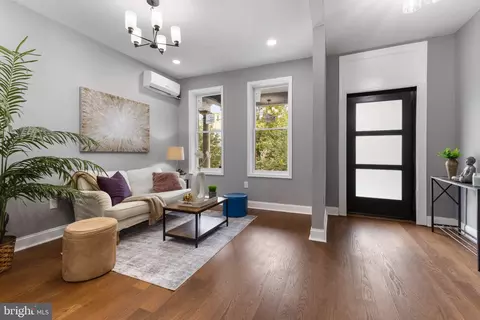 Entry Way - 914 5th St NE, Washington, DC 20002 photo 1 of 12