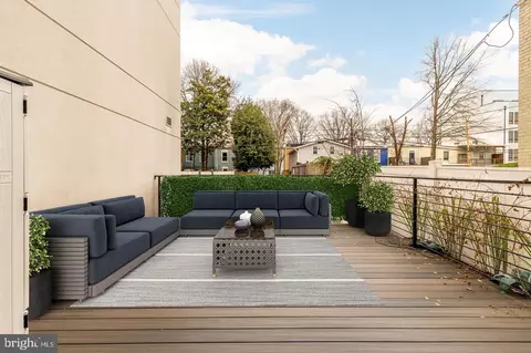 Exterior - 1331 K St SE #102, Washington, DC 20003 photo 2 of 8