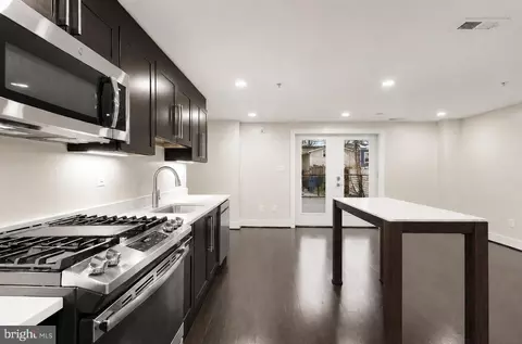 Kitchen - 1331 K St SE #102, Washington, DC 20003 photo 4 of 5