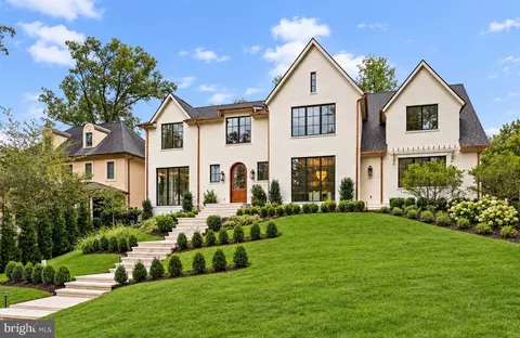 2934 Glover Dr NW, Washington, DC 20016