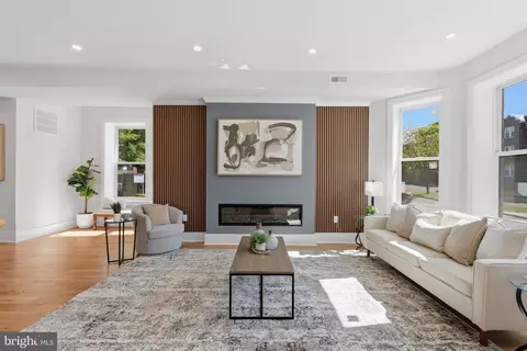 54 Rhode Island Ave NE, Washington, DC 20002