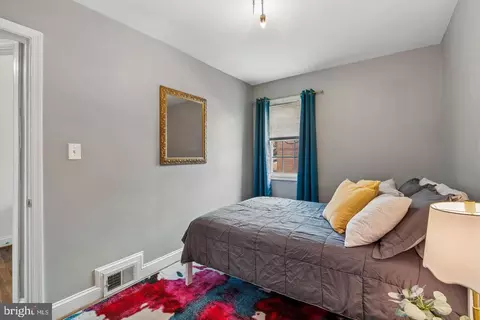 Bedroom - 3922 Q St SE, Washington, DC 20020 photo 4 of 4