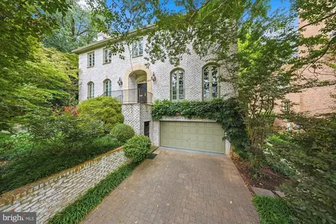 4811 W Street NW, Washington, DC 20007