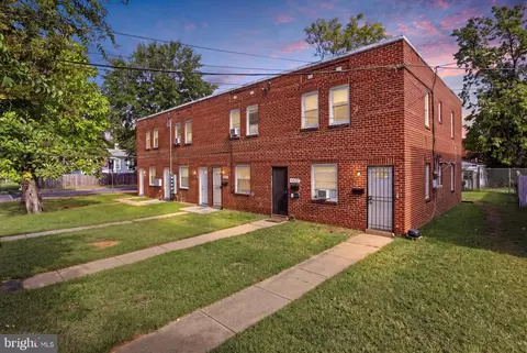 4706 4710 Quarles St NE, Washington, DC 20019
