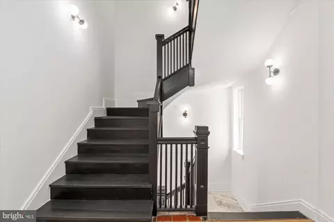 Entry Way - 2869 28th St NW #003, Washington, DC 20008 photo 3 of 5
