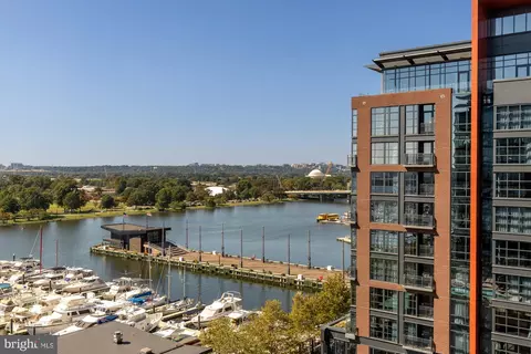 View/Area - 45 Sutton Sq SW #906, Washington, DC 20024 photo 2 of 3