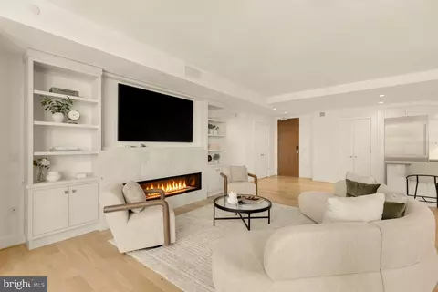 Living - 45 Sutton Sq SW #906, Washington, DC 20024 photo 2 of 4