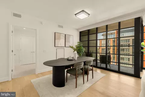 Dining - 45 Sutton Sq SW #906, Washington, DC 20024 photo 1 of 3