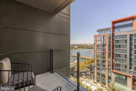 View/Area - 45 Sutton Sq SW #906, Washington, DC 20024 photo 1 of 3