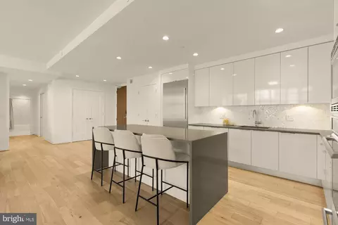 Kitchen - 45 Sutton Sq SW #906, Washington, DC 20024 photo 2 of 4