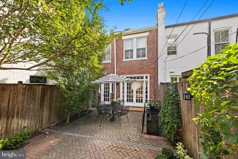Exterior - 3021 Dent Pl NW, Washington, DC 20007 photo 6 of 7