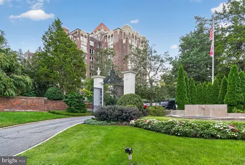 3900 Cathedral Ave NW #407A, Washington, DC 20016