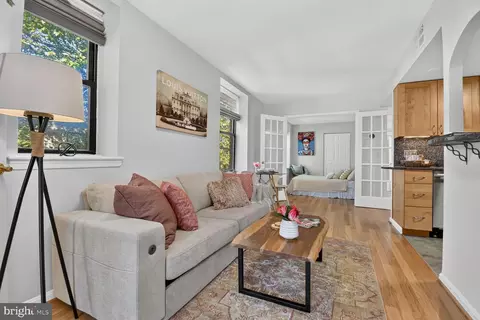 1438 Meridian Pl NW #406, Washington, DC 20010