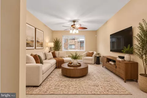 Living - 4212 Benning Rd NE #6, Washington, DC 20019 photo 2 of 6