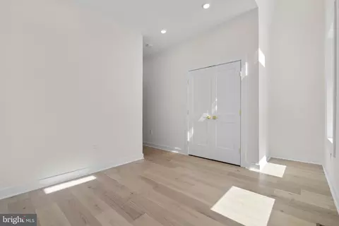 Bedroom - 220 V St NE, Washington, DC 20002 photo 4 of 5