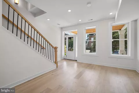 Living - 220 V St NE, Washington, DC 20002 photo 2 of 3