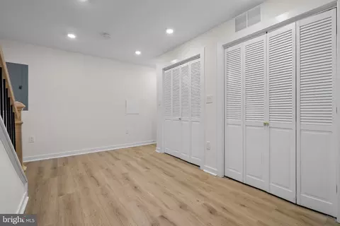 Entry Way - 220 V St NE, Washington, DC 20002 photo 8 of 10