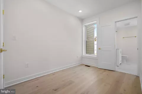 Bedroom - 220 V St NE, Washington, DC 20002 photo 1 of 5