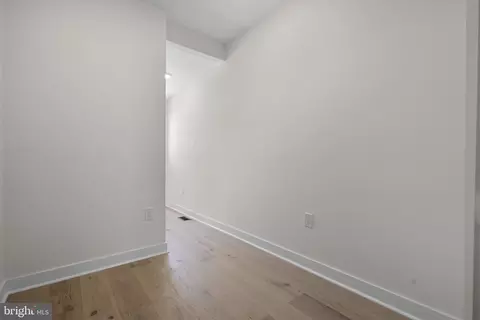 Entry Way - 220 V St NE, Washington, DC 20002 photo 5 of 10