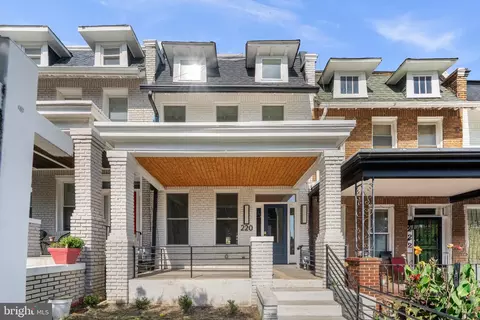 Exterior - 220 V St NE, Washington, DC 20002 photo 2 of 4