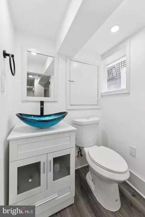 Bath - 2105 4th St NE, Washington, DC 20002 photo 4 of 4