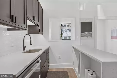 Entry Way - 219 Douglas St NE, Washington, DC 20002 photo 5 of 6