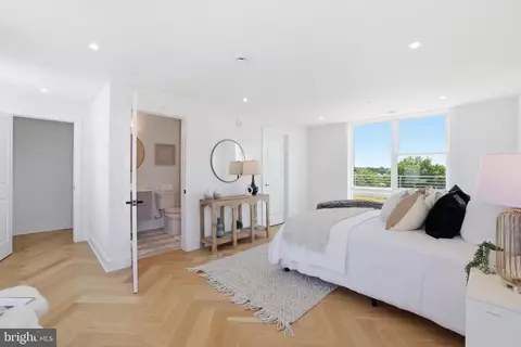 Bedroom - 1124 Florida Ave NE #507, Washington, DC 20002 photo 9 of 10