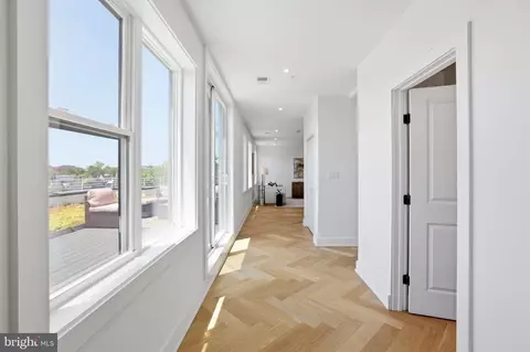 Entry Way - 1124 Florida Ave NE #507, Washington, DC 20002 photo 3 of 6