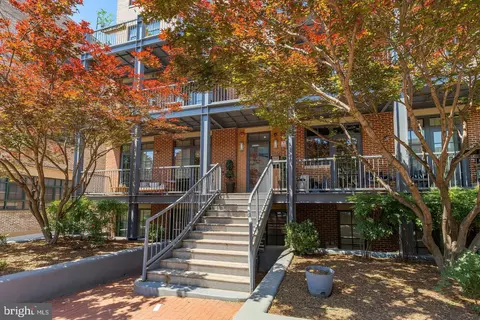 2412 17th St NW #C-03, Washington, DC 20009