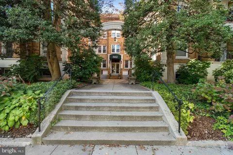 5112 Connecticut Ave NW #209, Washington, DC 20008