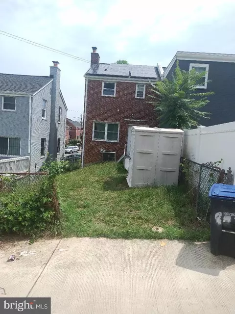 855 Adrian St SE, Washington, DC 20019 photo 3