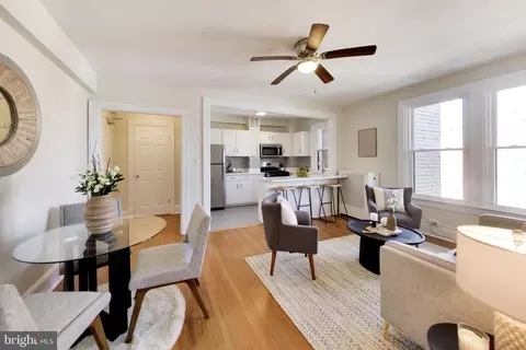1915 16th St NW #704, Washington, DC 20009