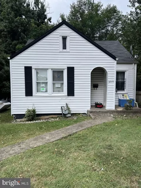 3849 Halley Ter SE, Washington, DC 20032