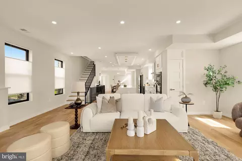 Living - 1516 Levis St NE #2, Washington, DC 20002 photo 3 of 4