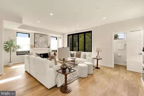 Living - 1516 Levis St NE #2, Washington, DC 20002 photo 2 of 4