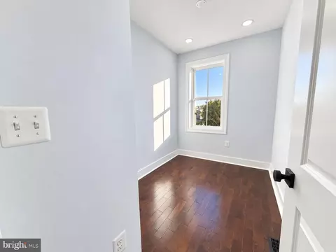 Bedroom - 1318 Levis St NE, Washington, DC 20002 photo 4 of 4