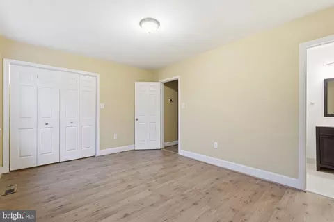 Other - 3287 Sutton Pl NW #A, Washington, DC 20016 photo 9 of 10