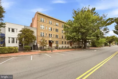 1926 New Hampshire Ave NW #4, Washington, DC 20009